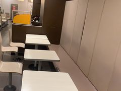 -麦当劳(西客站店)