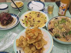 -鹤乡东北菜(崮山路店)