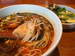 -SHAN山(前滩太古里店)