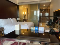 -广州天河希尔顿酒店