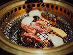 -山川小町·极番烧肉(新地假日广场店)