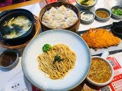 -馋三尺蟹粉小笼(人民广场店)