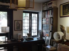 -邊城書店
