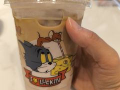 -瑞幸咖啡(岗厦北地铁站东区店)