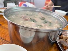 -洲心街道青联村镜记烧肉
