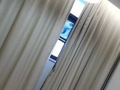 -汉庭(上海虹桥路地铁站店)