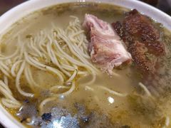 肴肉爆鱼面-老半斋(福州路店)