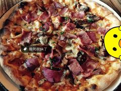 咸肉洋葱蓝芝士披萨-PIZZA BIANCA(民园店)