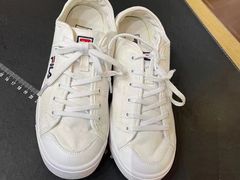 -爱革·洗衣改衣·洗鞋修鞋·洗包修包·奢侈品护理(宝地广场店)