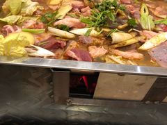 炭火内蒙羊肉火锅-聚汇三少·龙虾·中餐厅(莫邪路新天地店)