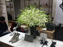 -STUART WEITZMAN(静安嘉里中心店)