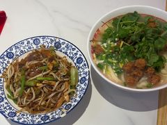 -青年路烩面馆(绿地世纪城店)
