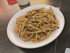 -东北范·金牌肘子·杀猪菜(美乐城店)