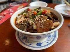 土冒血旺-炉小二铜锅牛蛙•川湘菜(三里屯店)