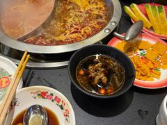 -沸炉重庆老火锅(军事博物馆店)