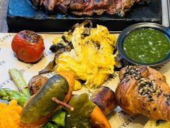 -Mark&Mars Restaurant