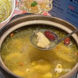 他家的醉鸡煲绝对是不可错过的，花雕的酒香味迷人