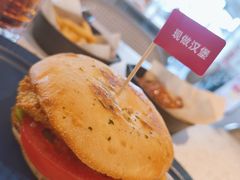-必胜客(东兴商厦店)