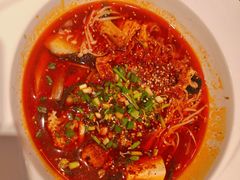 -成都你六姐·牛肉冒菜(城市集市合生汇店)