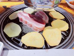 -唯成•韩国炭火烤肉 유성고기