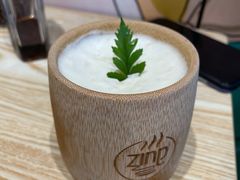 -ZING COFFEE 镜咖啡