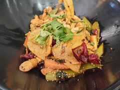 -醉人椒麻辣香锅(王府井喜悦店)