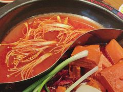 -牛市坎火锅(建设路店)