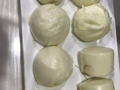 -虾弄弄海派小龙虾·牛羊蝎子火锅