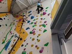 -问山MountQuest攀岩馆