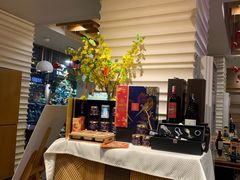 -Hoang Yen Vietnamese Cuisine