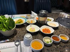 -肉加韩国料理·烤肉(金茂湾店)