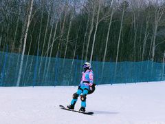 -中旅松花湖滑雪场