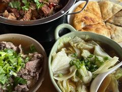 -大众跷脚牛肉馆·非遗传承单位(峨眉山店)