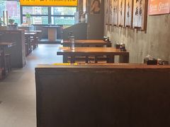-李犟大爆鳝面·手工蟹黄包(湖滨西湖店)