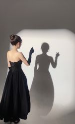 点击看大图 -THE QUEEN(北京店)