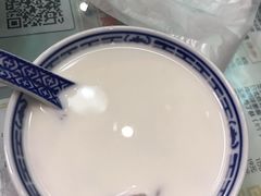 椰汁牛奶芋圆-恒信牛奶甜品(南京总店)