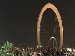 -南京眼步行桥