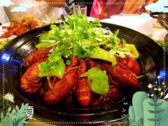 -虾弄弄海派小龙虾·牛羊蝎子火锅