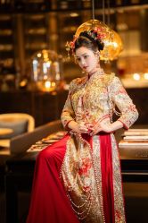 -LOVINA洛维娜婚纱礼服