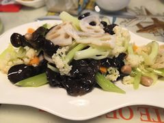 传统素什锦-金陵暴走小龙虾·迷踪蟹(凯德MALL店)