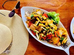 -Jungle Kitchen