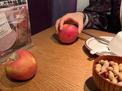 -纳鲁孜·新疆特色餐厅(上海悦荟广场店)