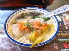 鲜肉馄饨-长人馄饨铺(解放街店)