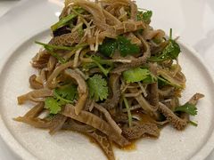 -巢香扣肉馆
