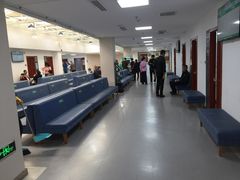 -大连何氏眼科医院