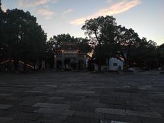 -绍兴鉴湖君澜大酒店