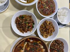 -笨罗卜浏阳菜馆(太平街店)