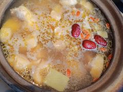 招牌花雕醉鸡煲-威皇广福和小海鲜(安远路店)