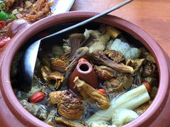 冷菌汽锅鸡-云隐小厨·传统大理美食(复兴路店)
