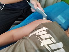 -医家人运动康复中心(龙华简上店)